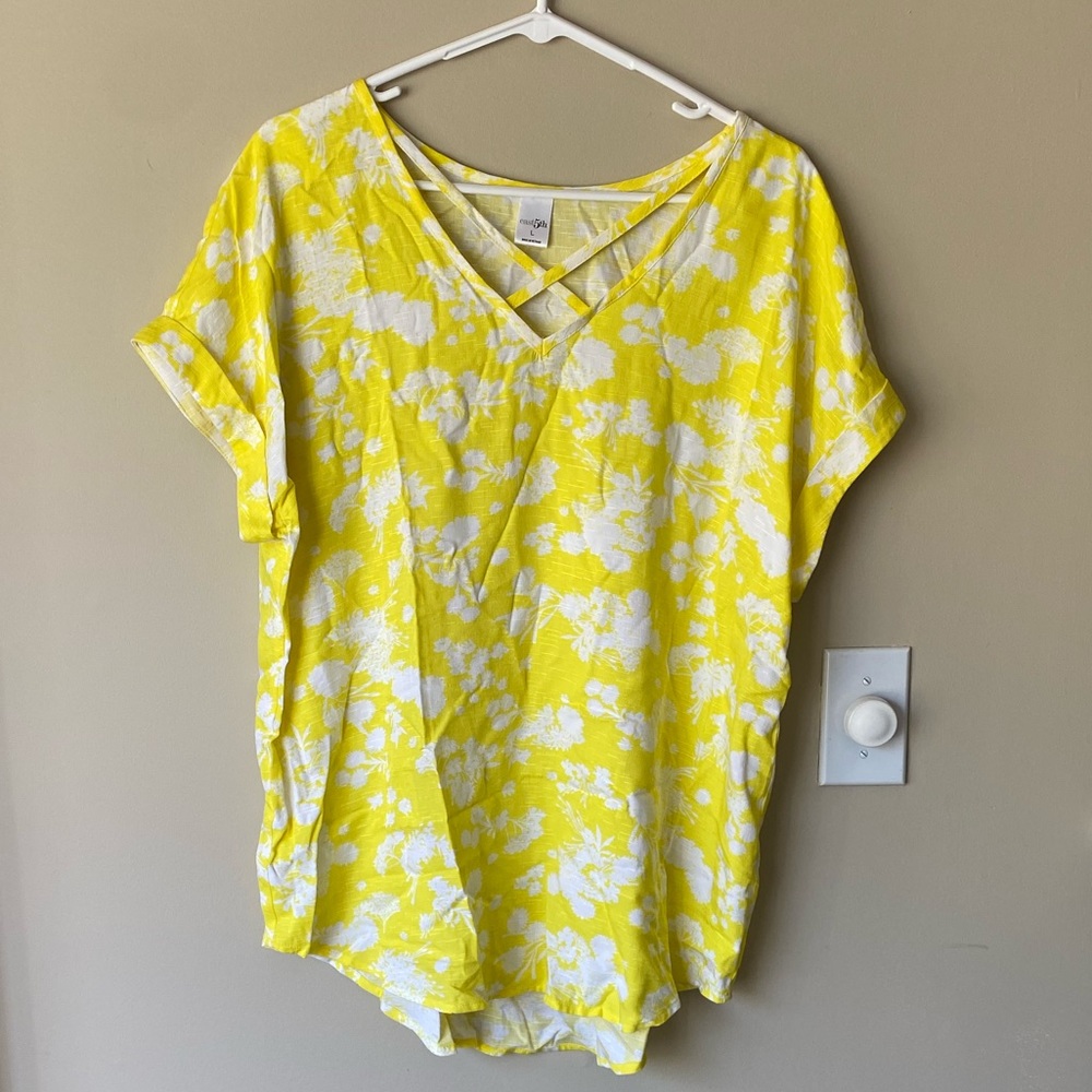 East 5th bright yellow lightweight rayon blouse, size L
